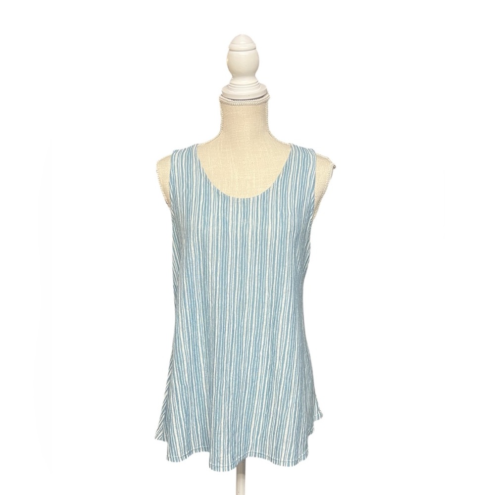 W5‎ tank top.